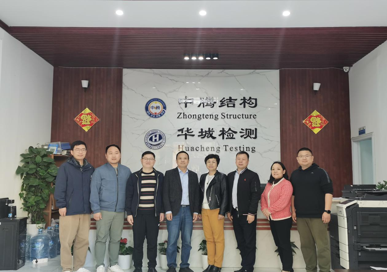 校企聯(lián)動(dòng)謀發(fā)展，合作雙贏譜新篇——《實(shí)習(xí)、就業(yè)一體化基地共建協(xié)議》簽約儀式